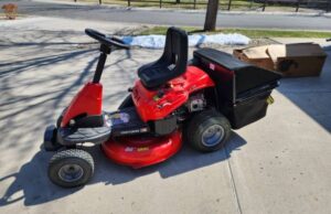 Craftsman R110 Mini Riding Mower