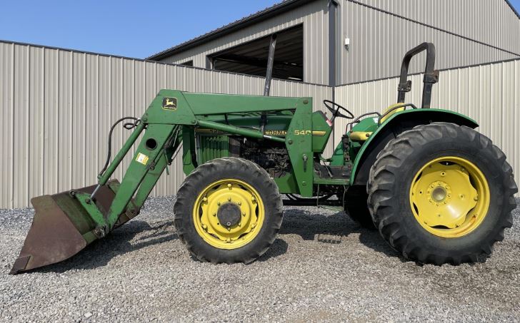 John Deere 5200 Specs, Weight, Price & Review