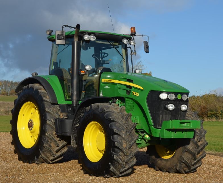 John Deere 7930 Price New, Specs, HP, Review, Mileage, Features, Overview