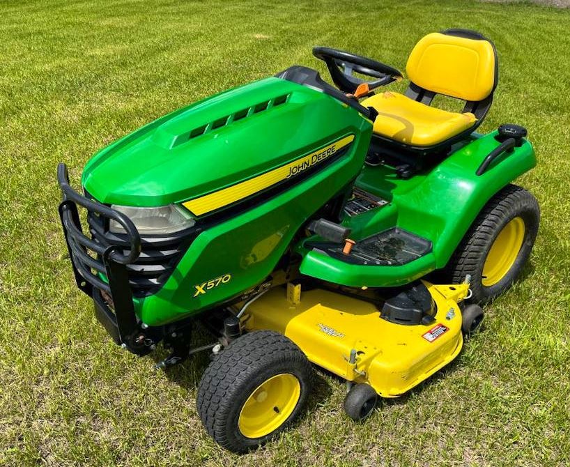 John Deere X570 Specs, Price, Review, Features, Attachments, Overview  