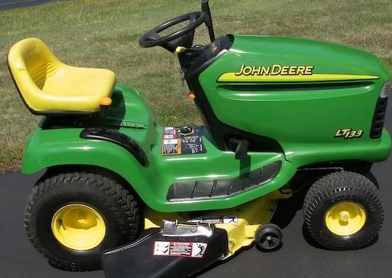 John Deere lt155 Specs, Price, Review, Features, Attachments, Overview  