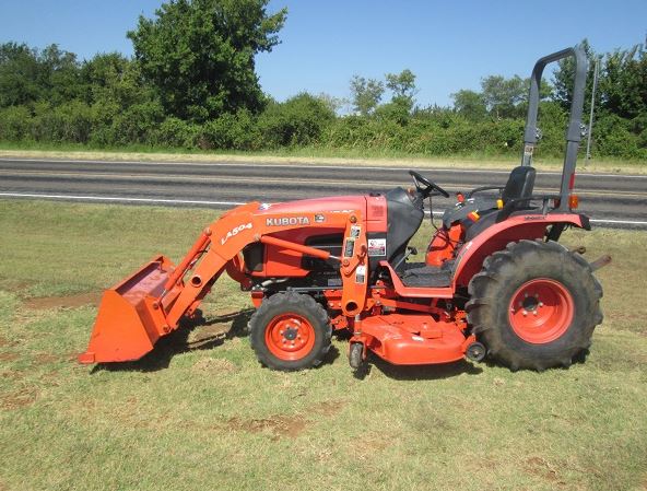 Kubota B3200 Specs, Price, Weight, Lift Capacity, Oil Capacity, Review