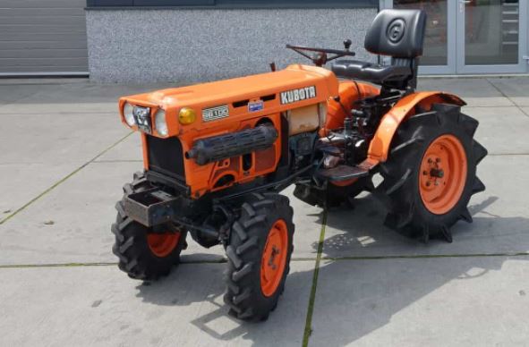 Kubota B6100 Specs, Price, Review, Attachments, Weight, Oil Capacity, Lift Capacity