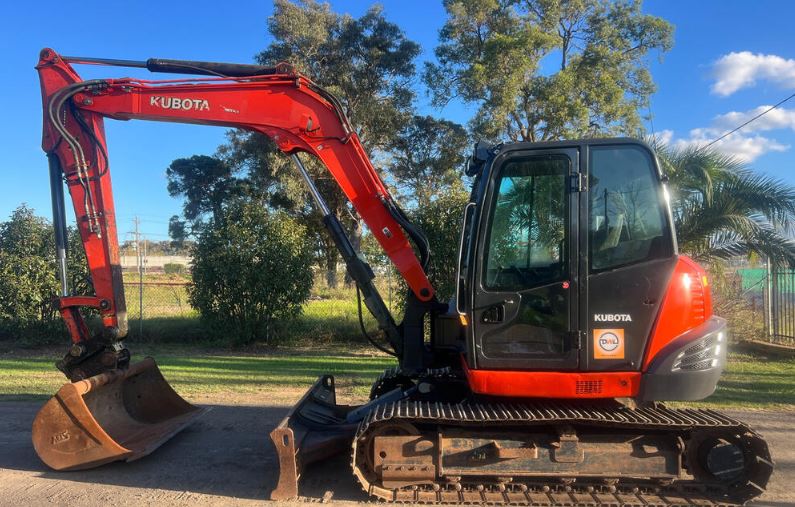 Kubota KX80 -4  Specs, Price, Review, Attachments, Overview, Weight, lifting capacity, Bucket size