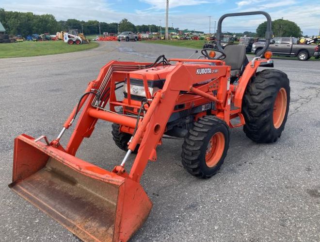 Kubota L3710 Specs, Price New, Weight, Oil Capacity, Lift Capacity, HP, Review