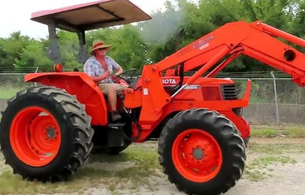 Kubota M9000 original Price, Specs, Review, Horsepower, Attachments, Weight, Oil Capacity, Lift Capacity