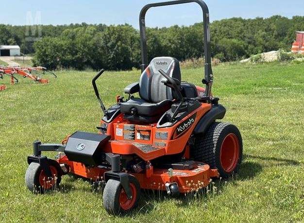 Kubota ZD1211 Specs, Price, Review, Attachments 