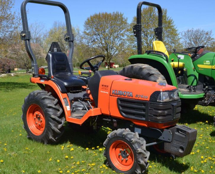 Kubota B7610 Price, Specs, Review, Horsepower, Attachments, Weight, Oil Capacity, Lift Capacity