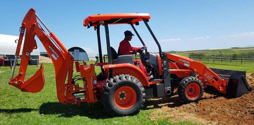 Kubota L45 Specs, Weight, Price, Lift capacity, and Reviews.