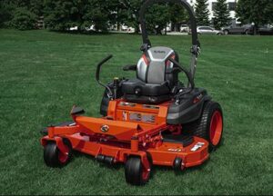 Kubota Z422 Specs, Weight, Price & Review